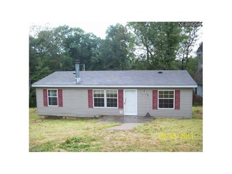9871 Hillside Ave SE, Corning, OH 43730