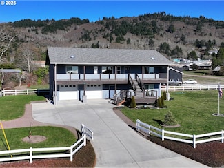 15289 Oceanview Dr, Brookings, OR 97415