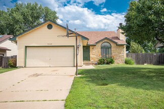 5440 E Falcon Ln, Bel Aire, KS 67220