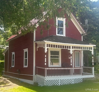 W5049 Main St, Norway Township, MI 49892