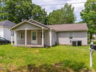 816 Elizabeth St, Burlington, NC 27217