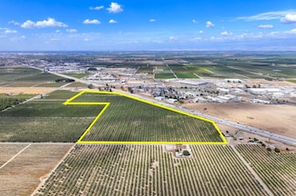 7364 E Springfield Ave, Fowler, CA 93625