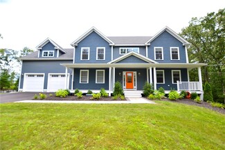 110 Mann School Rd, Smithfield, RI 02917