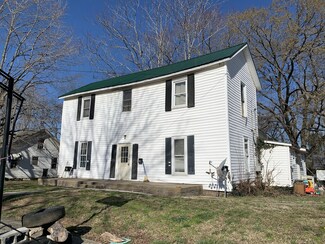 212 Sylvis St, Dickson, TN 37055