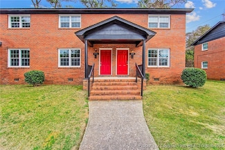 816 Pilot Ave, Fayetteville, NC 28303