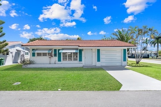 4922 NW 52nd St, Tamarac, FL 33319