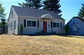 1040 S Meyers St, Tacoma, WA 98465