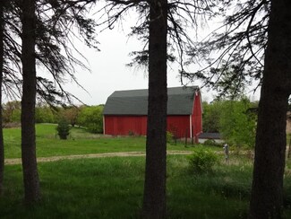 6876 Pen Hollow Rd, Avoca, WI 53506