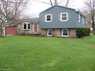 242 Susan Dr, Jefferson, OH 44047