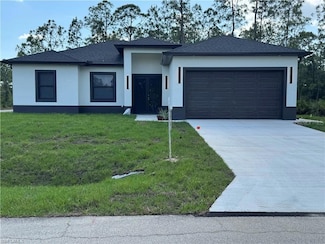 2607 E 13th St, Lehigh Acres, FL 33972