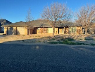 202 S Garland St, Plainview, TX 79072