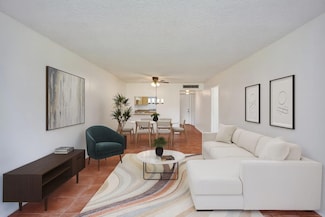 9481 Evergreen Place Unit 103, Davie, FL 33324