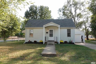 678 E Grove St, Galesburg, IL 61401