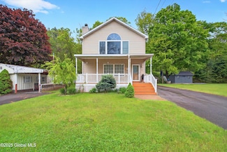 14-16 Bay Rd, Lake Luzerne, NY 12846
