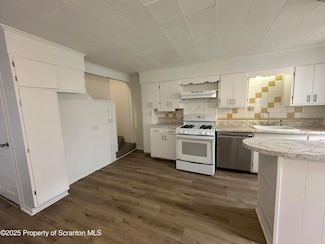 113 N Fulton St, Wilkes-Barre, PA 18702