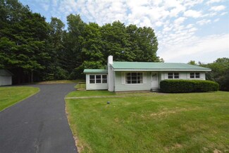 2201 Highgate Rd, Saint Albans, VT 05478