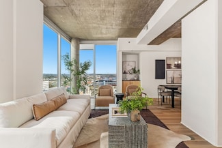 415 Church St Unit 1801, Nashville, TN 37219