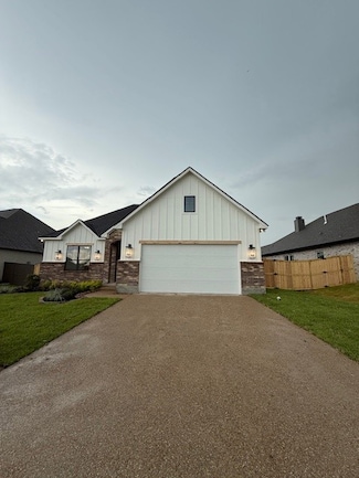 5008 Booth Falls Trail, Bryan, TX 77802
