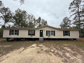 350 Manack Bridge Rd, Uriah, AL 36480