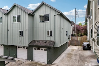 725 N 94th St Unit A, Seattle, WA 98103