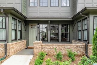 1162 Windsor Court Dr, Hoover, AL 35242