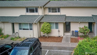 3135 Rustlewood Ln SE, Port Orchard, WA 98366