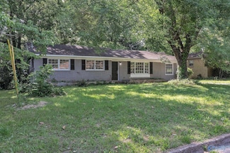 2217 Linde St NW, Huntsville, AL 35810