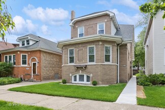 4624 N Kenton Ave, Chicago, IL 60630