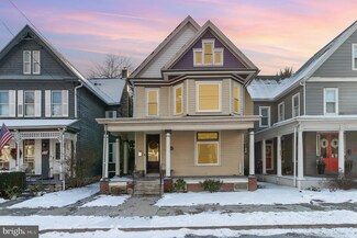 423 W Main St, Mechanicsburg, PA 17055