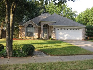 508 Briarcrest Dr, Burleson, TX 76028