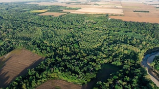 000 N 2200th St, Claremont, IL 62421