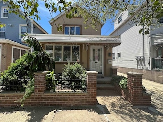 44 W 16th St, Bayonne, NJ 07002