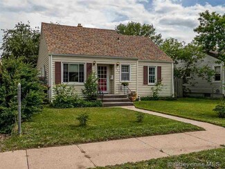 909 W 28th St, Cheyenne, WY 82001