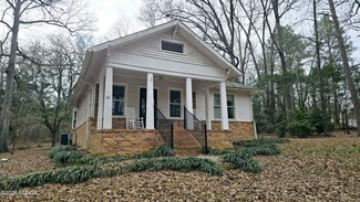80 Hillside Ln, Byron, GA 31008