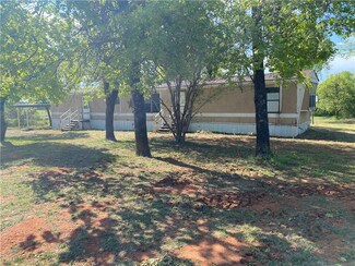 2142 SW 24th St, Newcastle, OK 73065