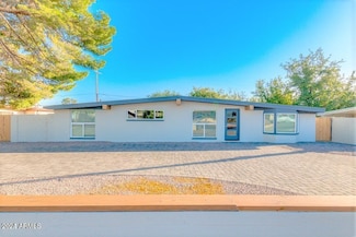 1017 E Bethany Home Rd, Phoenix, AZ 85014