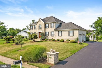 32 Jared Dr, Trenton, NJ 08691