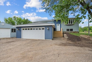 N5850 Pioneer Rd, Plymouth, WI 53073