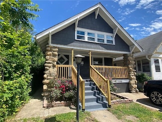 3208 E 31st St, Kansas City, MO 64128