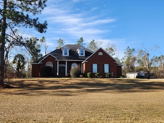 950 Lakewood Dr, Vidalia, GA 30474