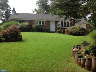 14 Brenda Ln, Norristown, PA 19403