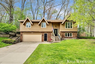 1521 Andover St SW, Wyoming, MI 49509