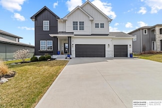 16215 Reynolds St, Bennington, NE 68007
