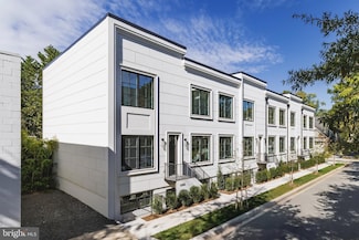 6960 West Ave, Bethesda, MD 20815