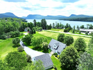 93 Stoney Brook Ln, Orleans, VT 05860