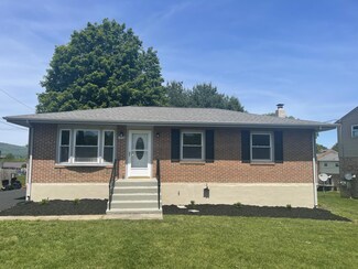 919 Page St, Salem, VA 24153