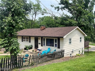 855 Richey Rd, Zanesville, OH 43701