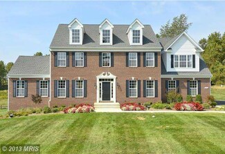 8205 Hollow Tree Ln, Upper Marlboro, MD 20772