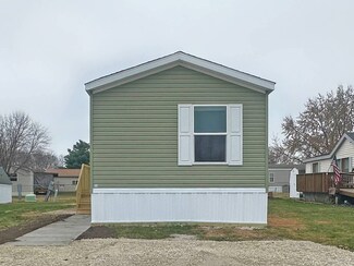 14876 Washington Rd Unit 123, West Burlington, IA 52655