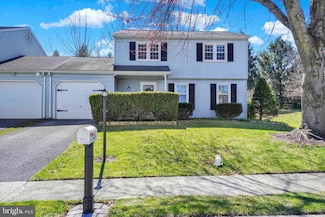 2224 Harmony Hill Dr, Lancaster, PA 17601